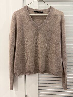 Jenni Kayne Flynn Cashmere V Neck Sweater in Oatmeal